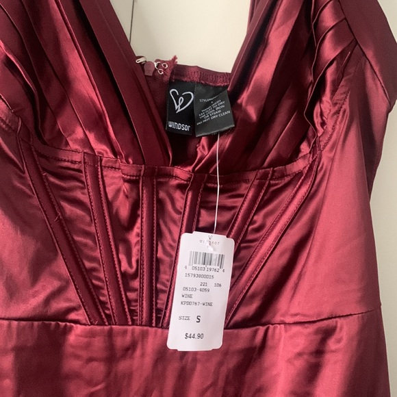 Windsor satin mini dress - Picture 4 of 6